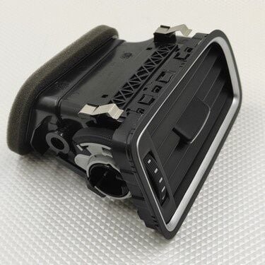 ÖN GÖĞÜS SAĞ HAVALANDIRMA IZGARASI CROM ÇERÇEVELİ