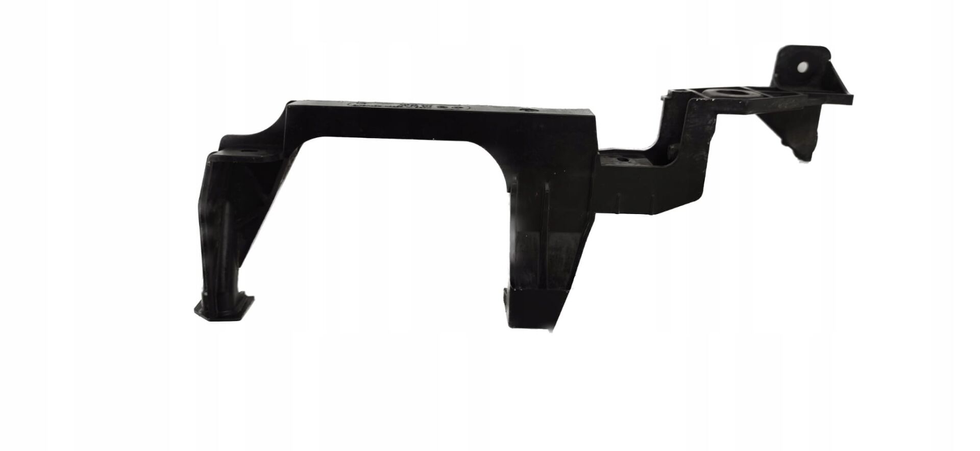 SÜPER B 2015 > ÖN PANEL SOL BRAKETİ