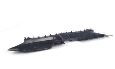 A4 2013> ÖN PANEL ÜST KAPLAMASI