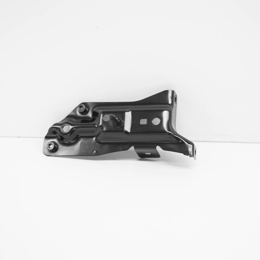 A3 2006 ÇAMURLUK BAĞLANTI SACI SOL