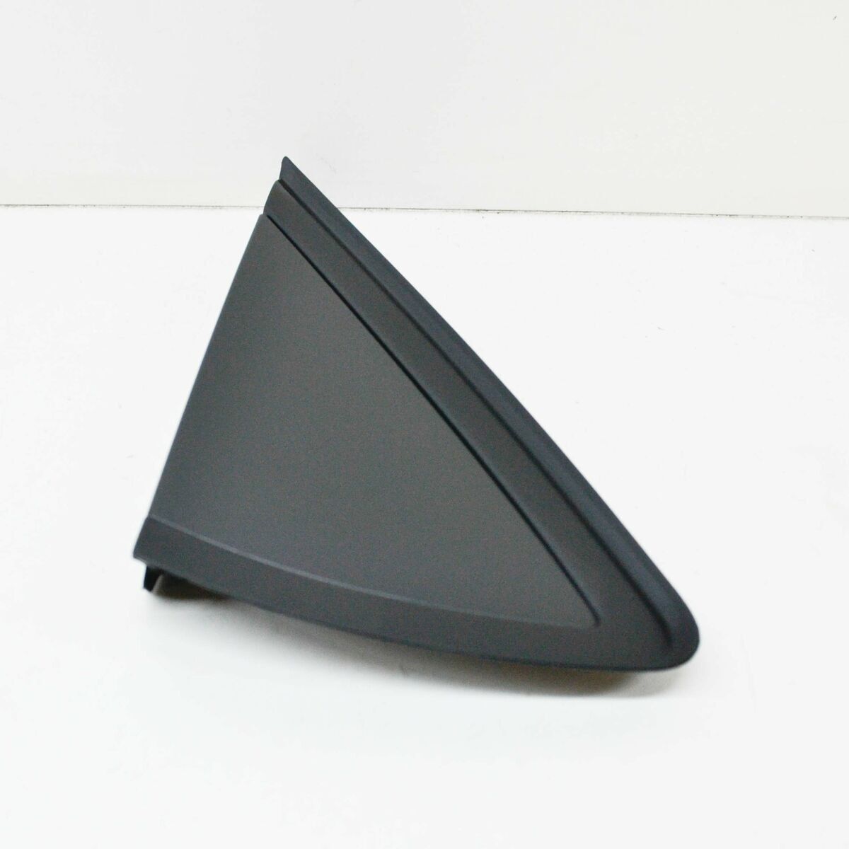 POLO 09> SAĞ ÖN CAM AYNA ÜÇGENİ MUSKASI