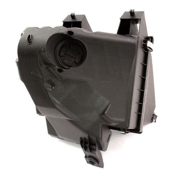 PASSAT 1.8T HAVA FİLİTRE KUTUSU APU-AEB MOTOR