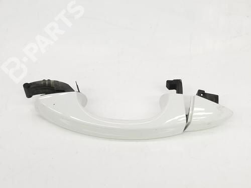 GOLF 8 SAĞ ÖN KAPI KOL İÇ BRAKETİ