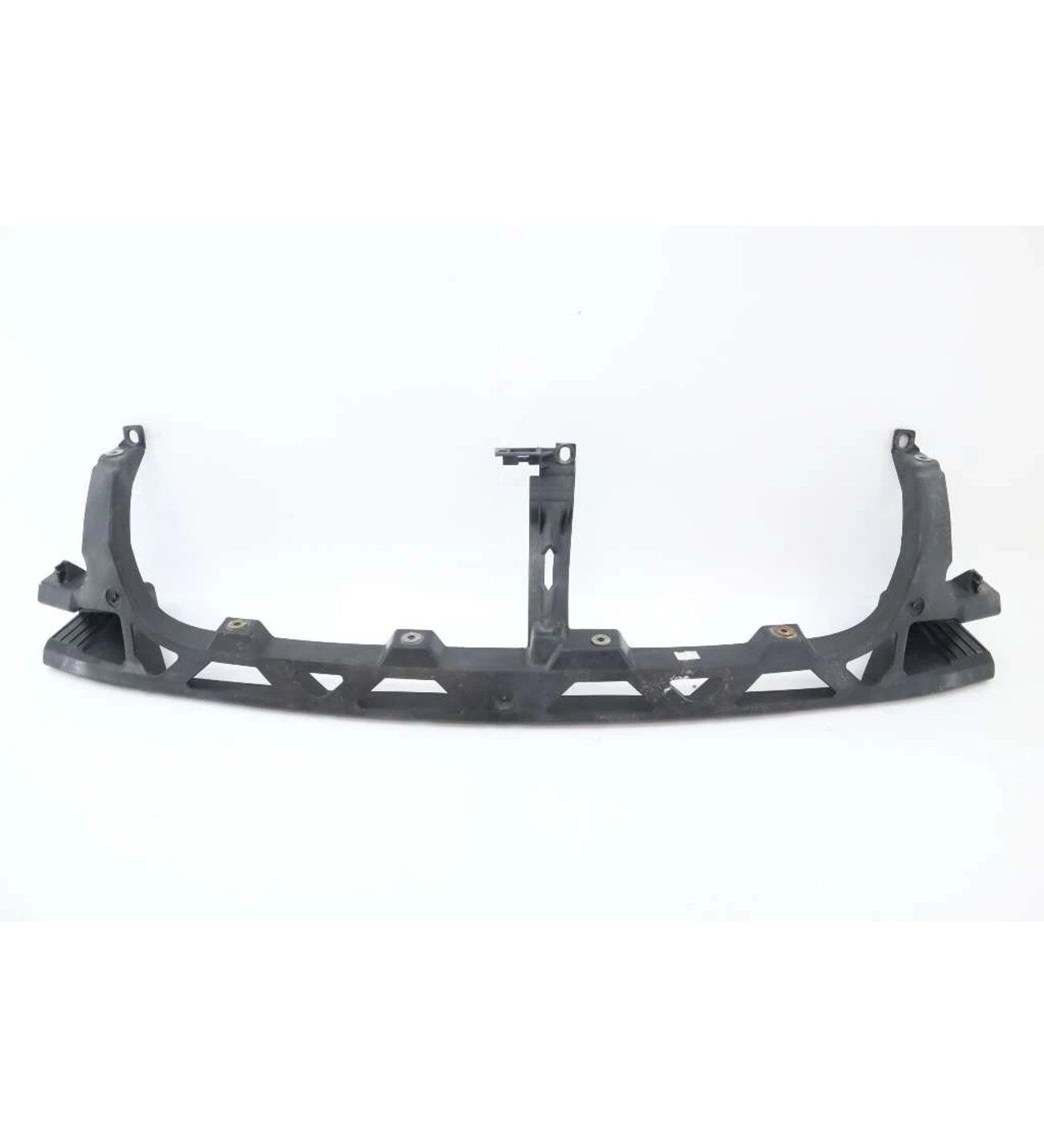 PASSAT 01 ÖN TAMPON ORTA BOYNUZU