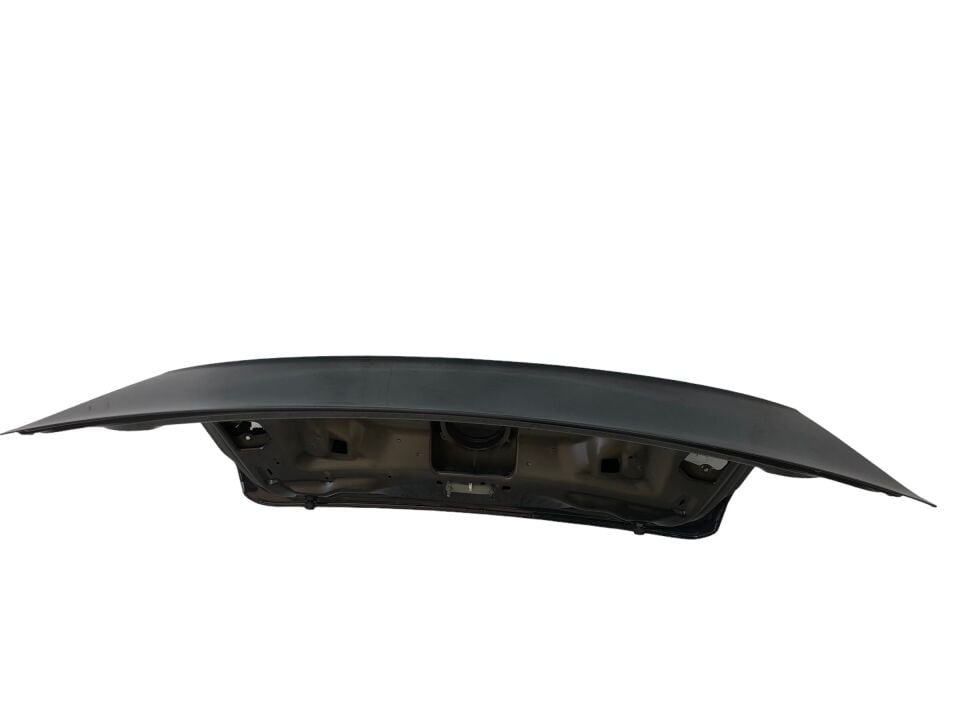 PASSAT B8 BAGAJ KAPAĞI İTHAL